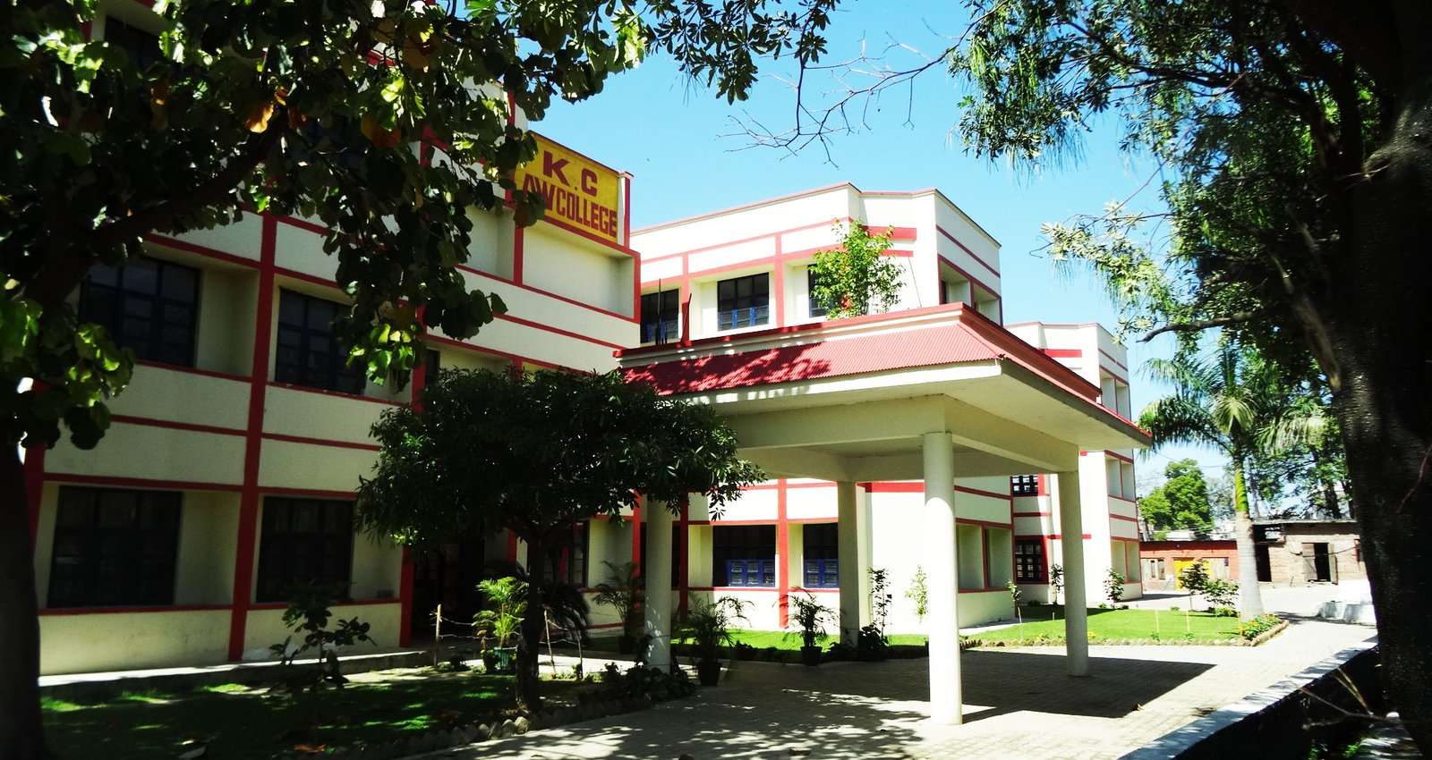 K.C. Girdhare Law College, Kopri, Thane (Mumbai Region)